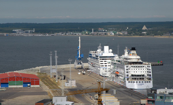 Port of Tallinn, Estonia - M/S Birka Paradise (land)
