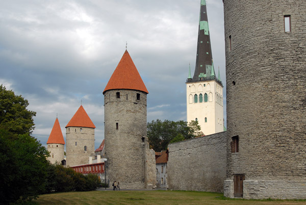 Tallinn city wall towers - Plate torn, Eppingi torn & base of Koisme torn