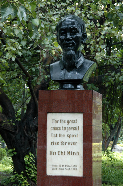 Ho Chi Minh bust, Calcutta