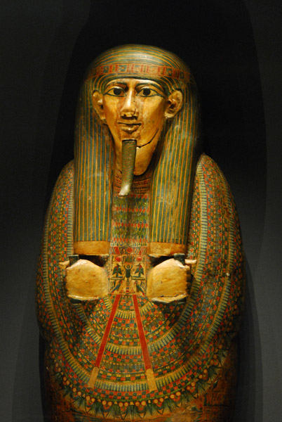 Coffin, ca 950-900 BC