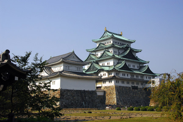 Nagoya-jo was built by Tokugawa Ieyasu 1610-1614