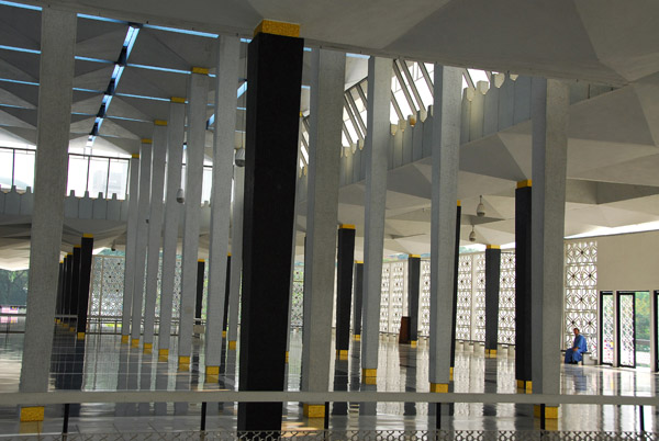 Columns, National Mosque of Malaysia