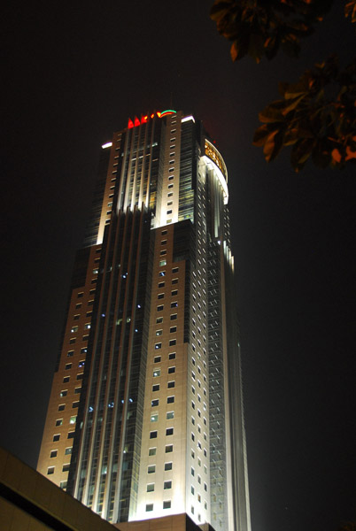 Menara AmBank at night, Jalan Yap Kwan Seng