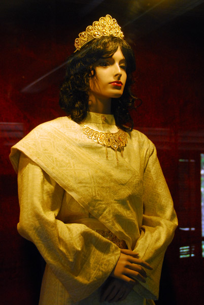 Coronation costume of the Princess of Melaka