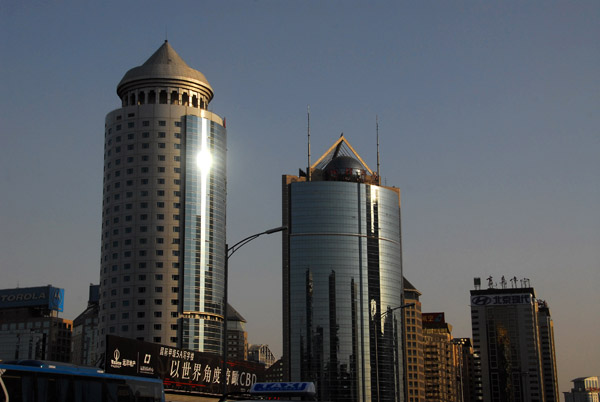Zhongfu Building, Dabeiyao, Third Ring Road east