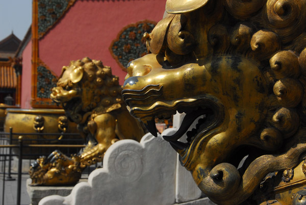 Lions guarding the Gate of Heavenly Purity, Forbidden City