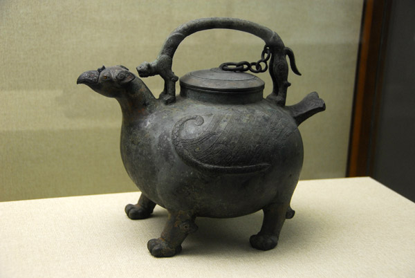 Bird shaped wine vessel (ca 476-369 BC)