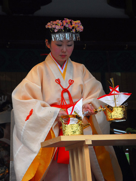 Wedding at Tsurugaoka Hachiman-gu