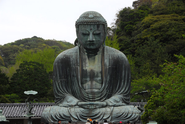 The bronze Daibutsu weighs 850 tons and is 13.35m tall