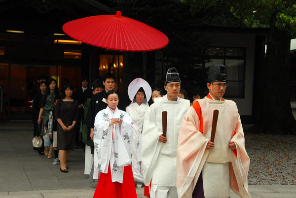 Wedding procession, Meiji Shrine, Tokyo