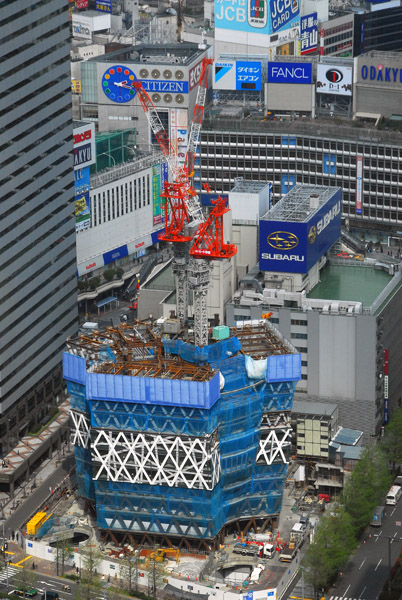 April 2007 construction - Tokyo Mode Gakuen Coccoon Tower