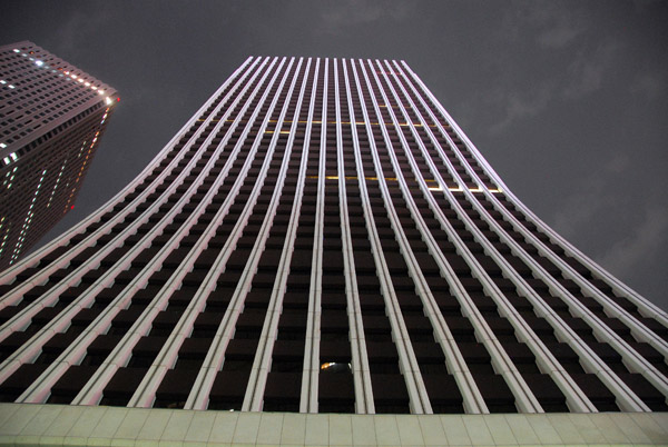 Sompo Japan Building at night - Tokyo, Nishi-shinjuku