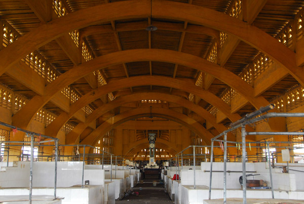 Main hall after closing time, Central Market