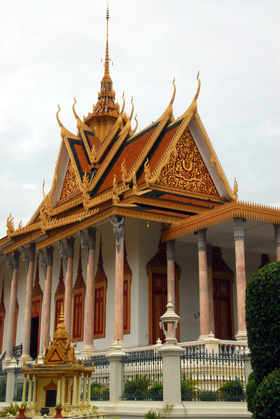 Wat Preah Keo - Silver Pagoda