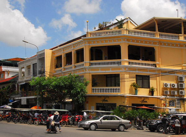 FCC Foreign Correspondants' Club of Cambodia, Sisowath Quay, Phnom Penh