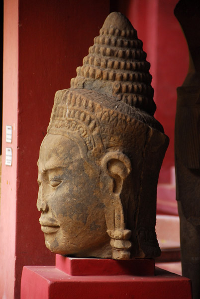 Head of a khmer sculpture, Cambodian National Museum