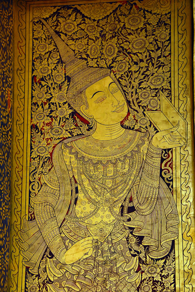 Ornate door, Wat Phra Singh