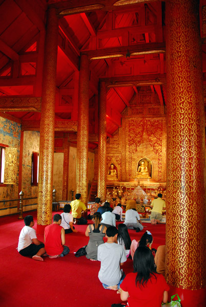 Interior of Phra Wihan Lai Kham