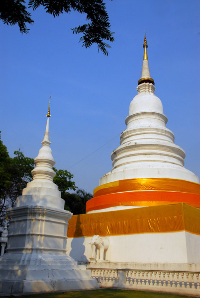 Chedi, Wat Phra Singh