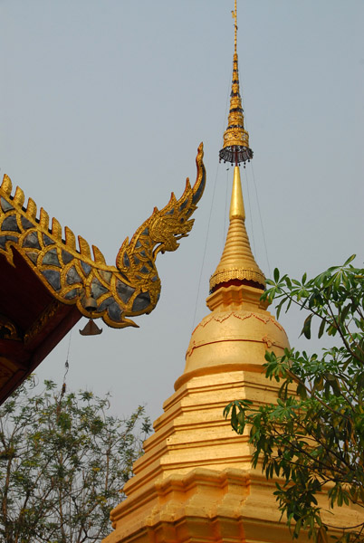 Chedi (stupa) Wat Chai Prakiat