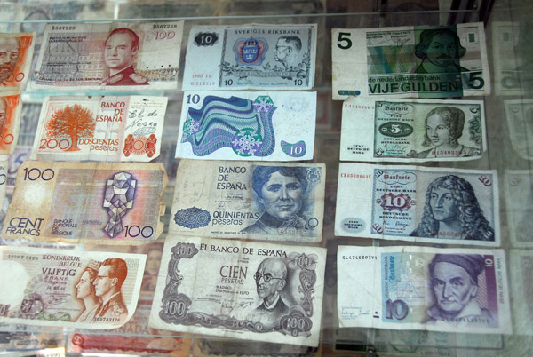 Various pre-euro European banknotes left as offerings over the years