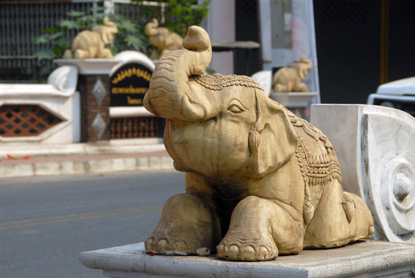 Elephant statue on a bridge, Thanon Chang Pheuak, Chiang Mai