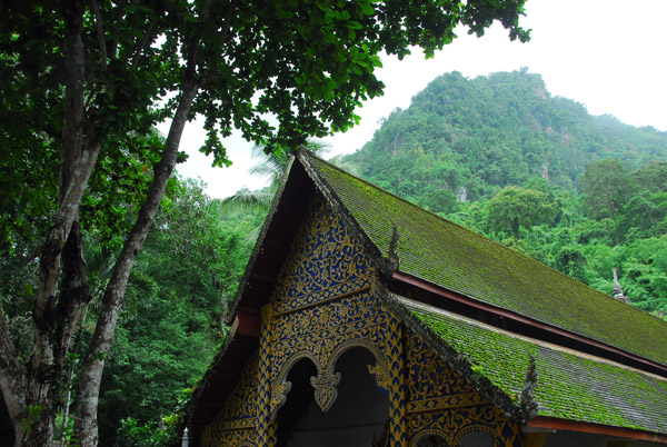 Moss-covered temple near the entrance to Chiang Dao cave