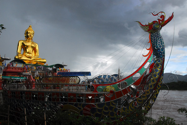 Temple in the form of a boat, Golden Triangle