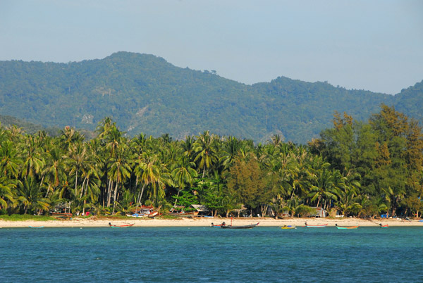 Beach on the west coast of Ko Pha-Ngan