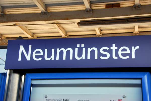Neumnster Hauptbahnhof