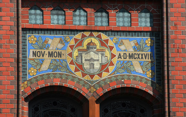 Neumnster Rathaus - mosaic - Novum Monasterium 1127