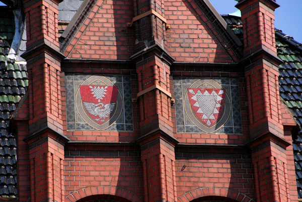 Neumnster Rathaus - mosaic - coat-of-arms