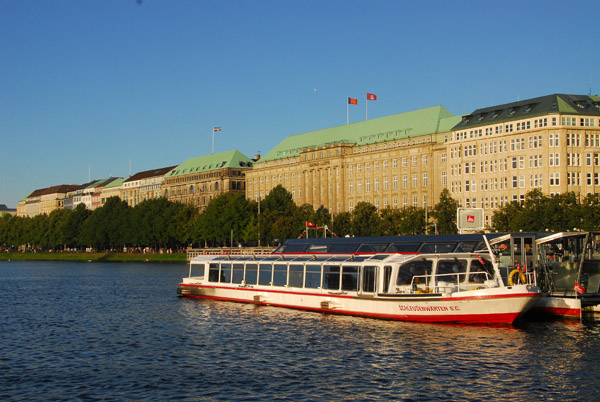 Hamburg canal cruise boat on the Alster - Schleusenwrter S.C.