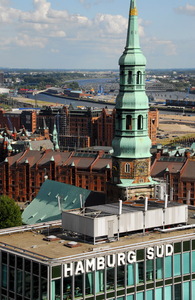 Katharinenkirche & Hamburg Sd from Nikolaikirche