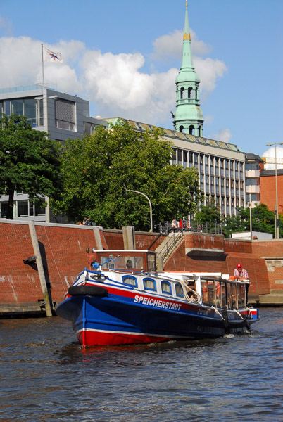 Speicherstadt tourboat, Hamburg