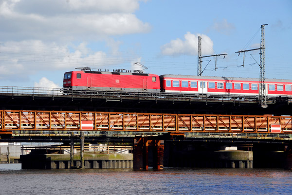Railway bridge, Oberhafenstrae, Hamburg