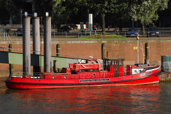 Hamburg-Feuerwehr-Historiker boat Feuerwehr IV, Hamburg