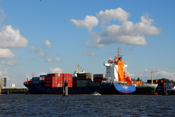 Container ship Jork Reliance (St. John's - 9328041) Port of Hamburg