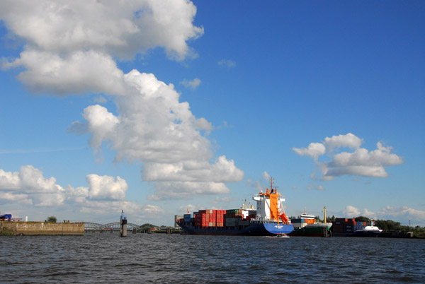 Elbe River, Port of Hamburg