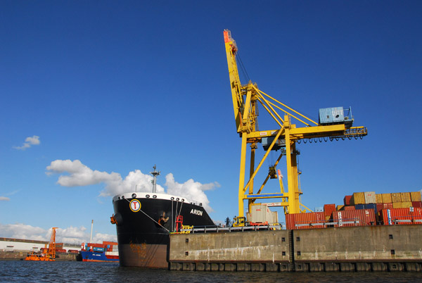 MV Arion, Unikai Container Terminal, Port of Hamburg