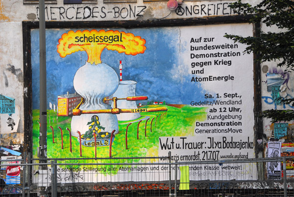 Rote Flora, protest poster against war and nuclear energy, Hamburg-Schanzenviertel