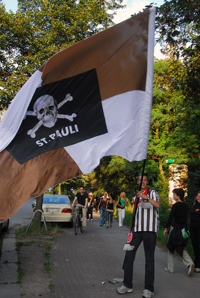 FC St. Pauli fan, Schanzenpark, Hamburg