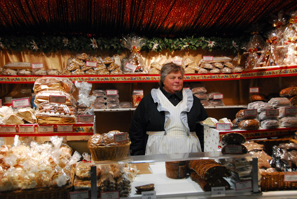 München Christkindlmarkt - baked goods