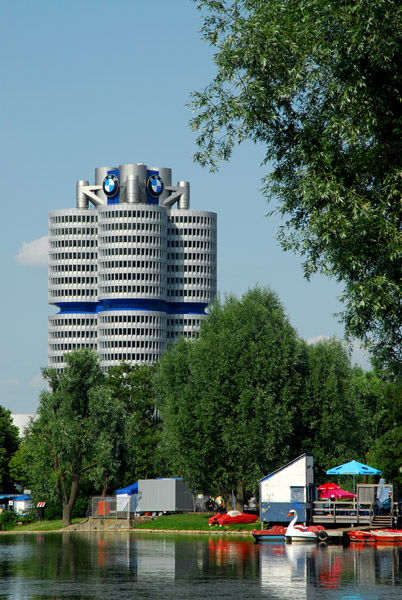 München - BMW Vier-Zylinder