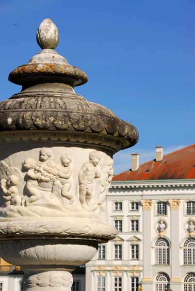 Classical urn, Nymphenburg