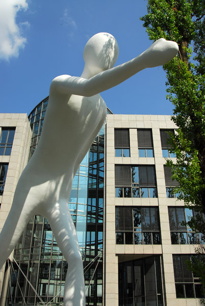 Sculpture, Leopoldstraße 36, Münchener Rückversicherungs-Gesellschaft