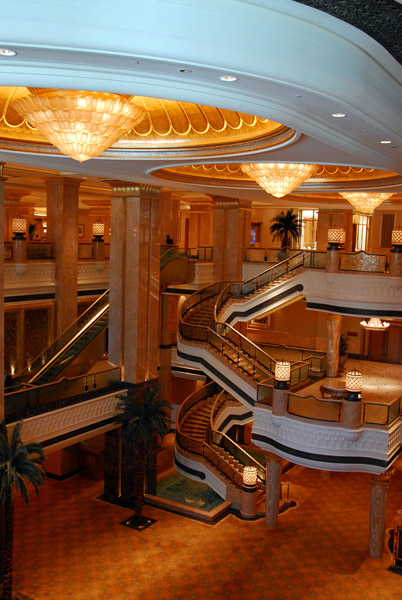 Grand Staircase, Emirates Palace
