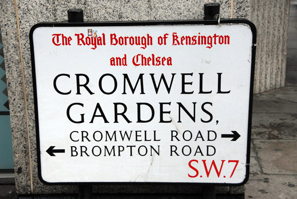 Royal Borough of Kensington and Chelsea - Cromwell Gardens SW7