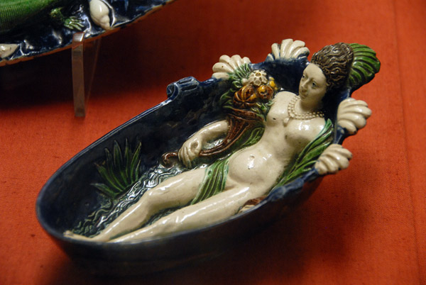 Cup with a naked woman, late 16th C, after Bernard Palissy