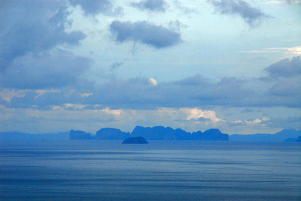 Ko Phi Phi from Khao Kad viewpoint, Phuket